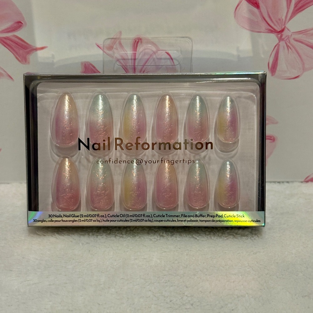 Nail Reformation Press On Nails Ombre Iridescent‎ Almond Shape Set